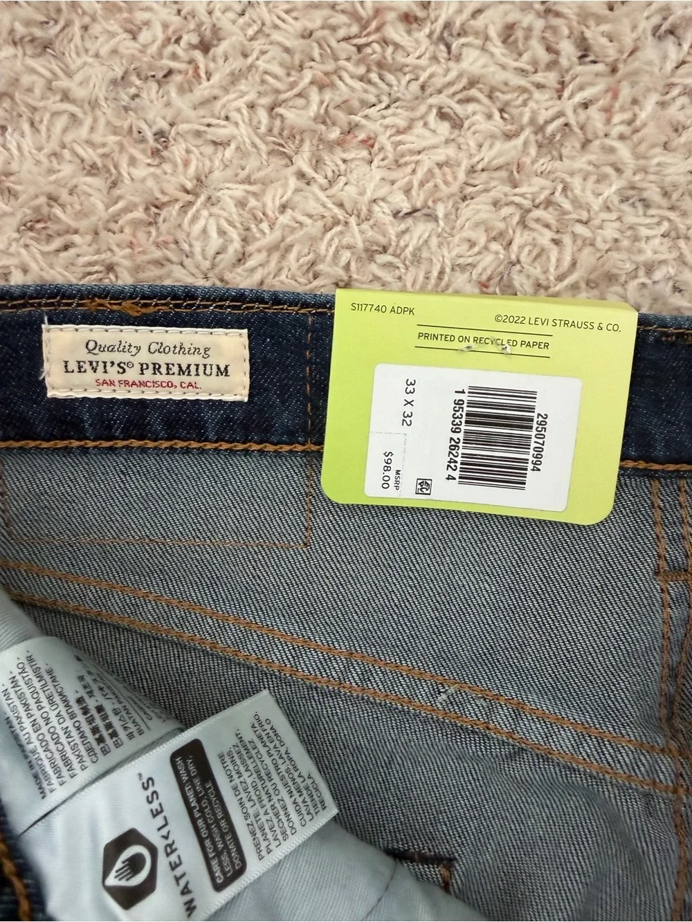 NWT Levi's 502 Taper Men's Dark Blue Straight Leg Jeans W33 L32
